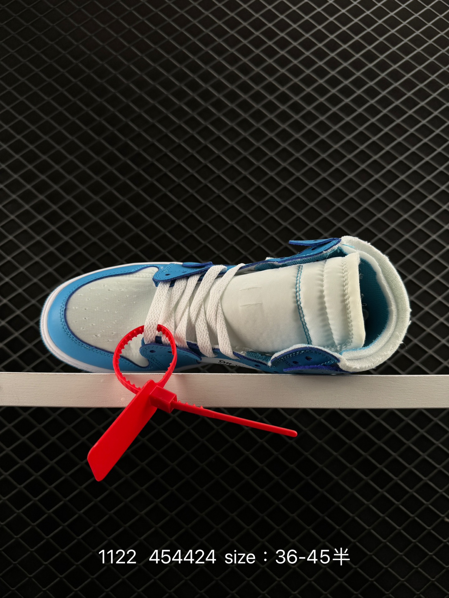 OFF-WHITE x Air Jordan 1 Retro High OG “UNC”